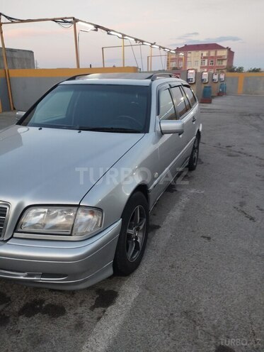 Mercedes C 180-4