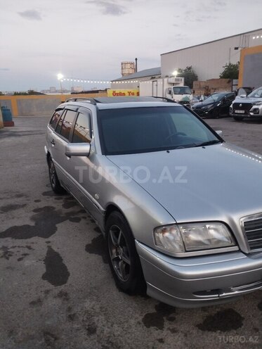 Mercedes C 180-3