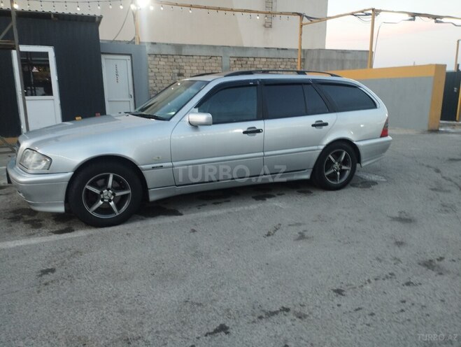 Mercedes C 180-5