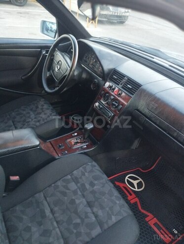 Mercedes C 180-8