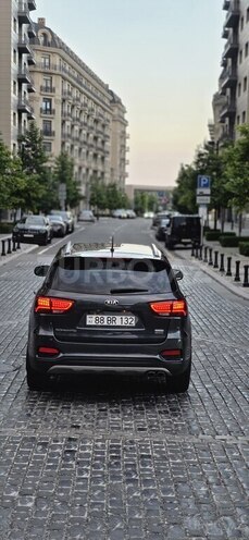 Kia Sorento-10