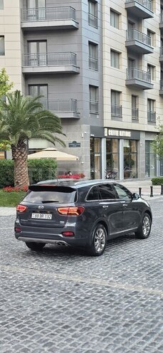 Kia Sorento-8