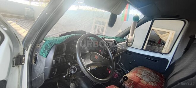 GAZ 3111 "Volga"-11