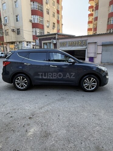 Hyundai Santa Fe-4