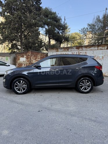 Hyundai Santa Fe-5