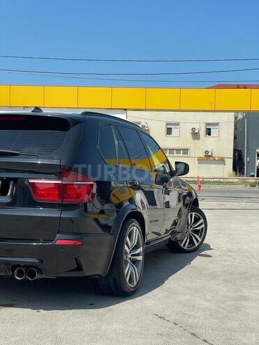 BMW X5 M-8