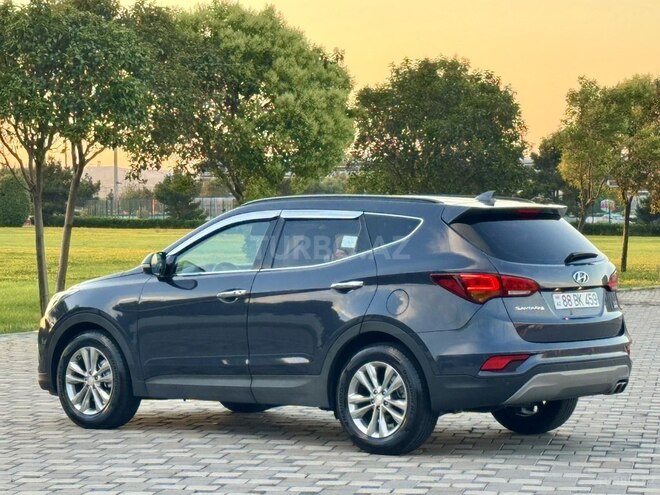 Hyundai Santa Fe-6