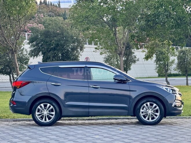 Hyundai Santa Fe-21