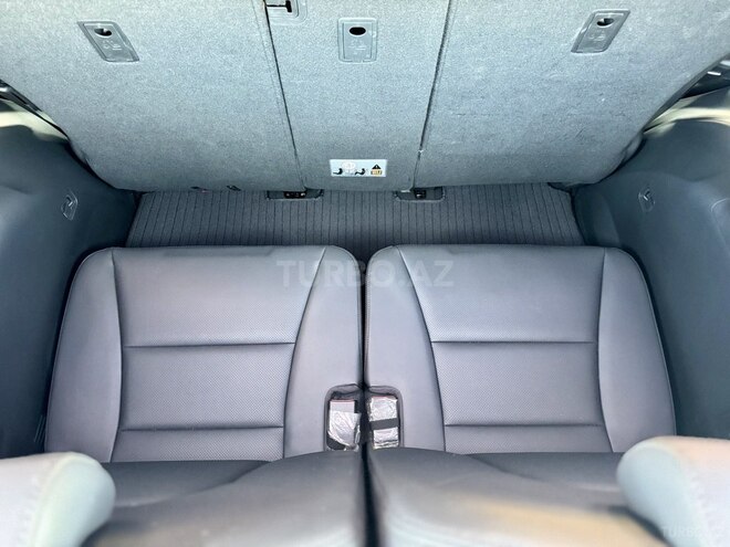 Hyundai Santa Fe-18