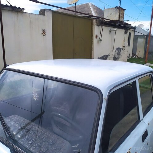LADA (VAZ) 2107-8