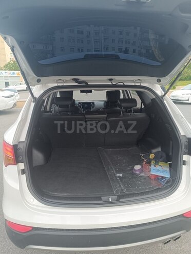 Hyundai Santa Fe-6