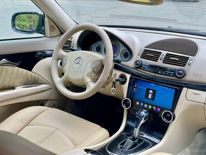 Mercedes E 220-16
