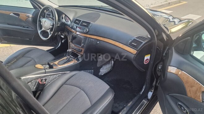 Mercedes E 220-8