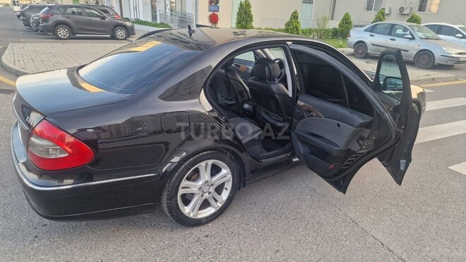 Mercedes E 220-9