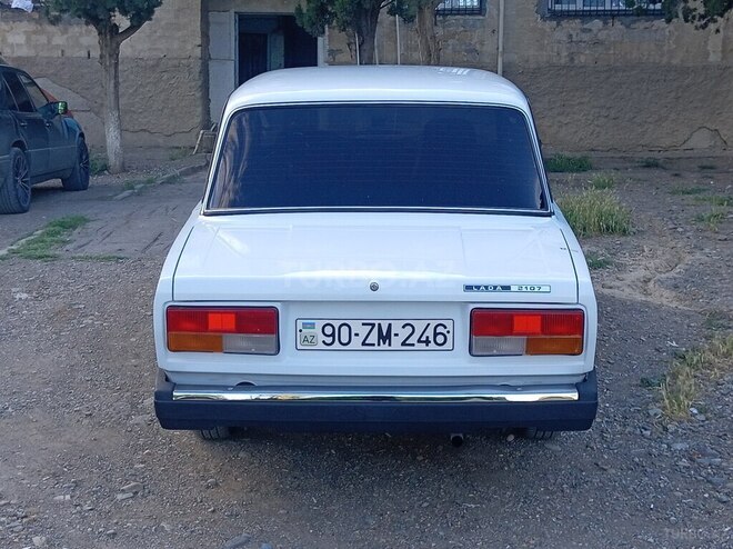 LADA (VAZ) 2107-5