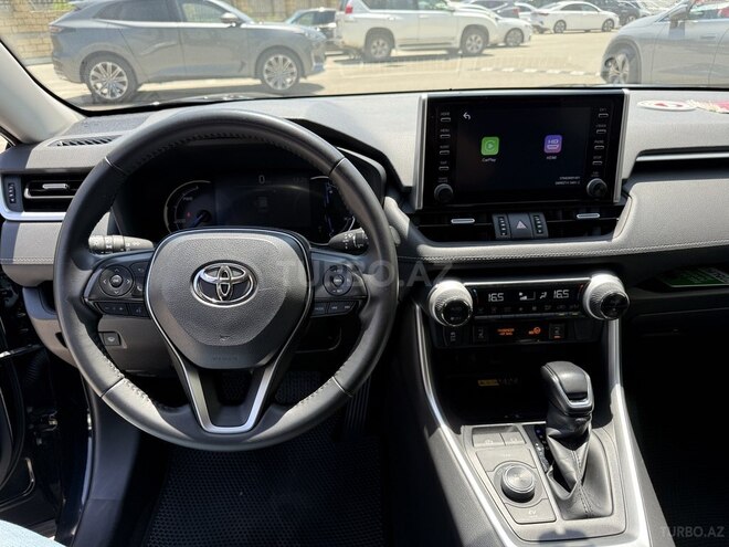 Toyota RAV4-14