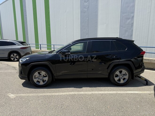 Toyota RAV4-3