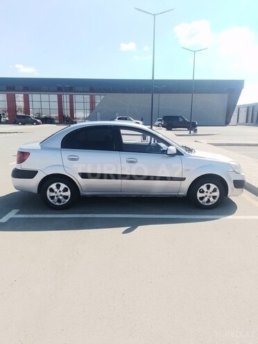 Kia Pride-2