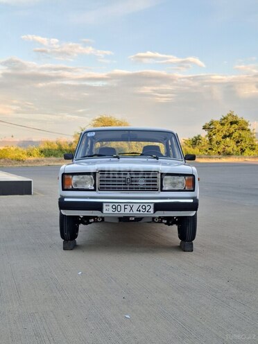 LADA (VAZ) 2107-1