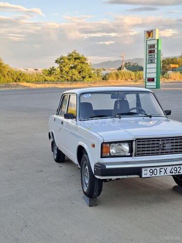 LADA (VAZ) 2107-5