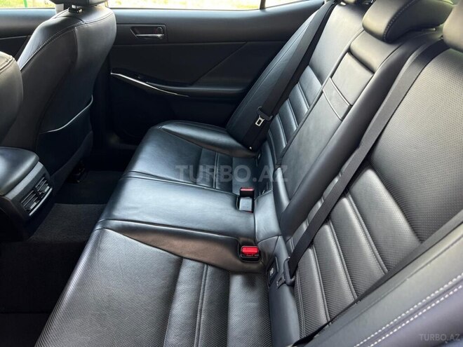 Lexus IS 250-7