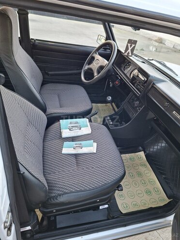 LADA (VAZ) 2107-17