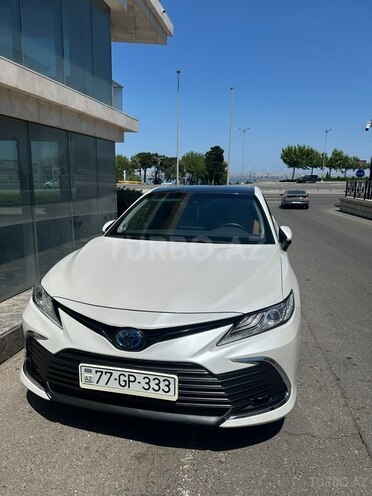 Toyota Camry-1