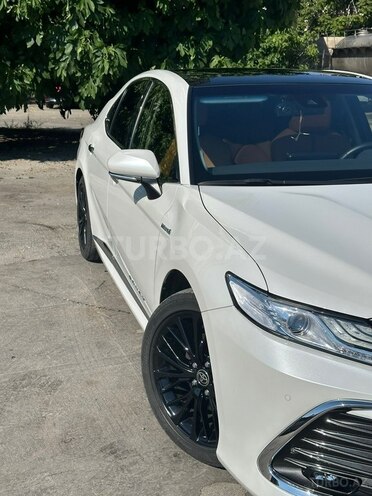 Toyota Camry-3