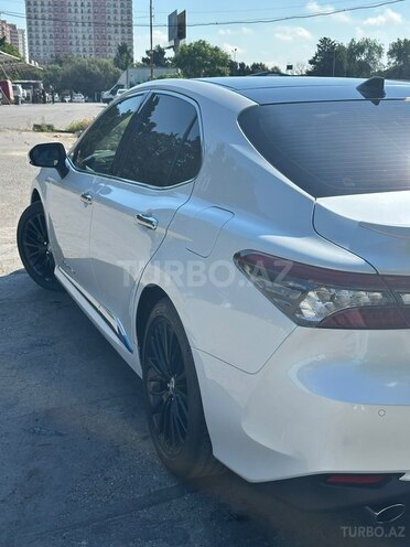 Toyota Camry-6