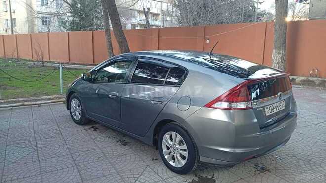 Honda Insight-3