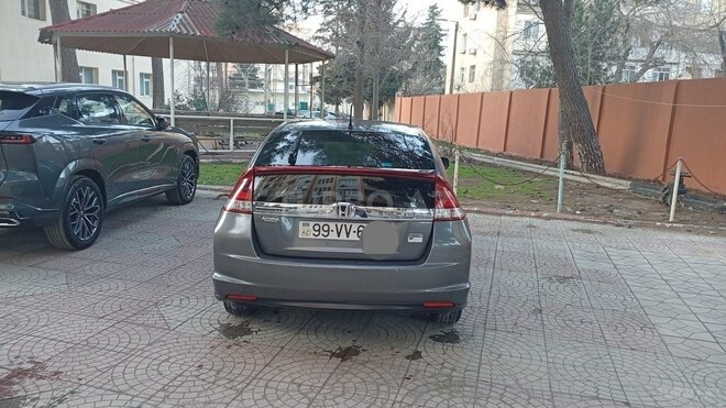 Honda Insight-2