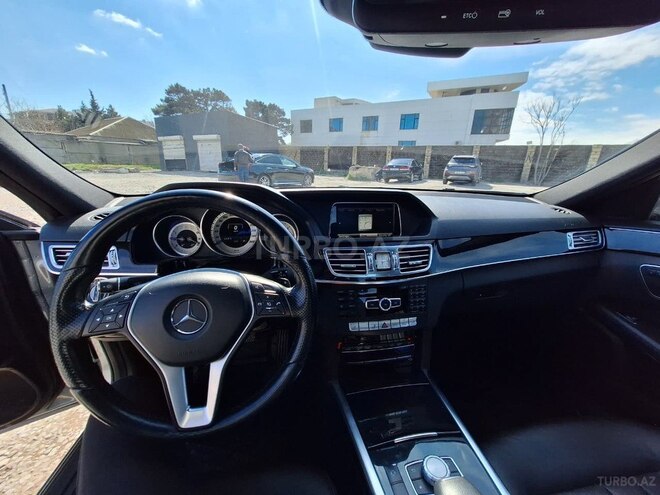Mercedes E 250 4MATIC-10