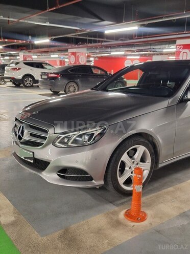 Mercedes E 250 4MATIC-18