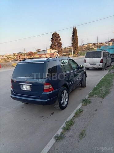 Mercedes ML 320-3