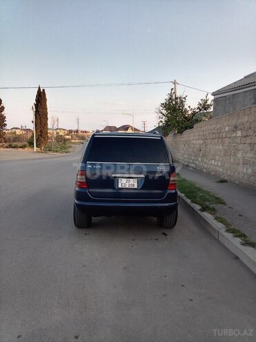 Mercedes ML 320-4