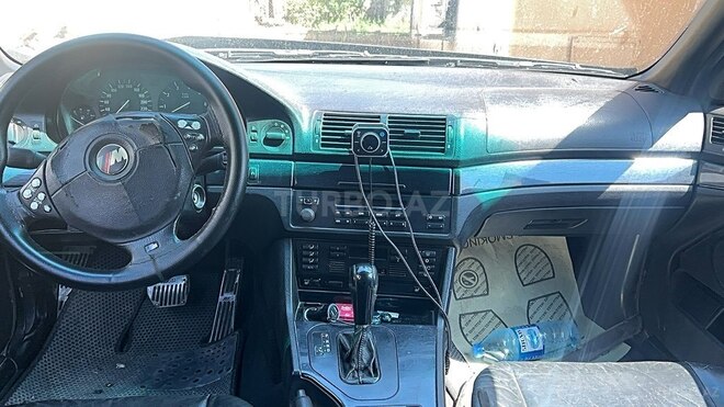 BMW 523-2
