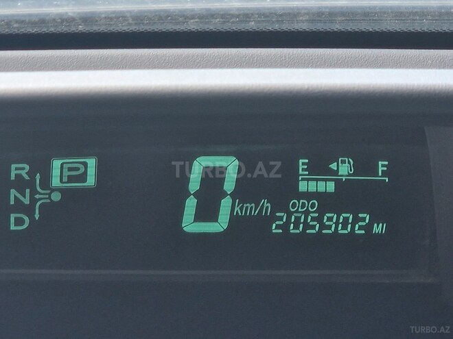 Toyota Prius-10