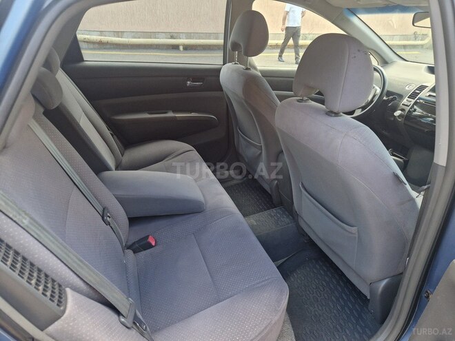 Toyota Prius-6