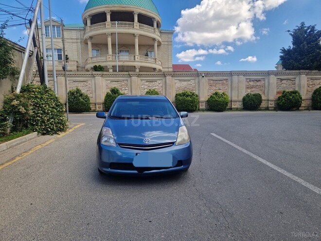 Toyota Prius-1