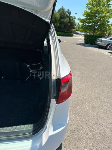SEAT Ibiza-21