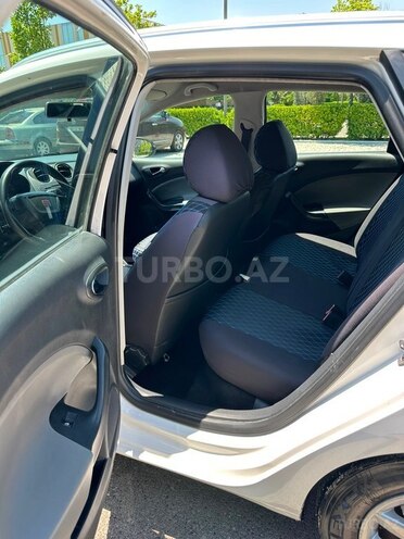 SEAT Ibiza-5