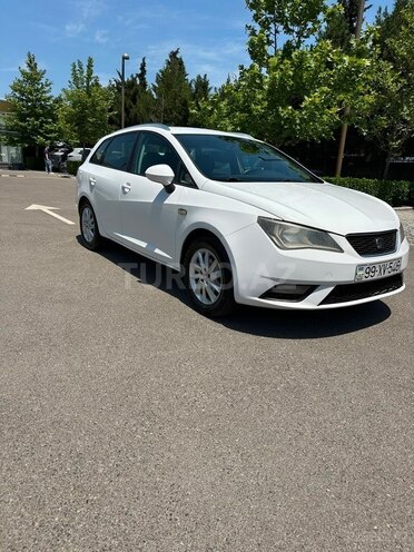 SEAT Ibiza-13