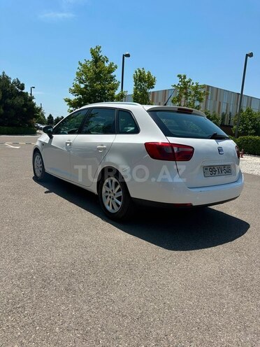 SEAT Ibiza-4