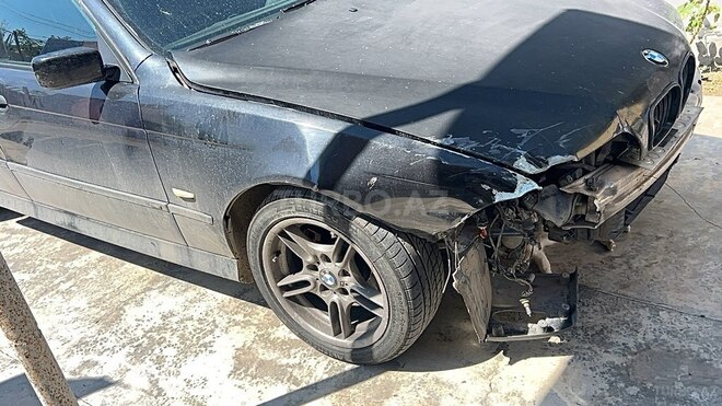 BMW 523-5