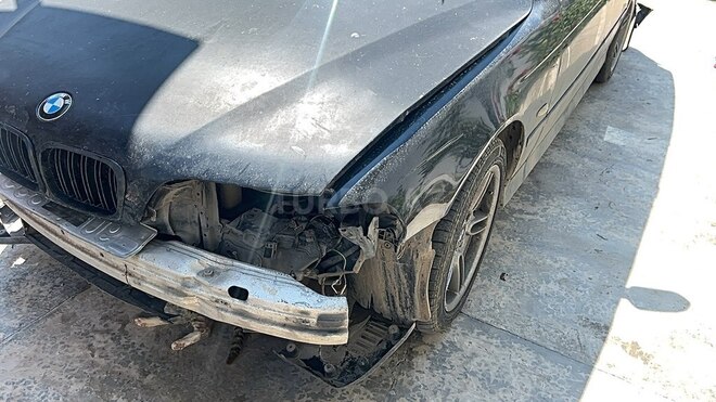BMW 523-6
