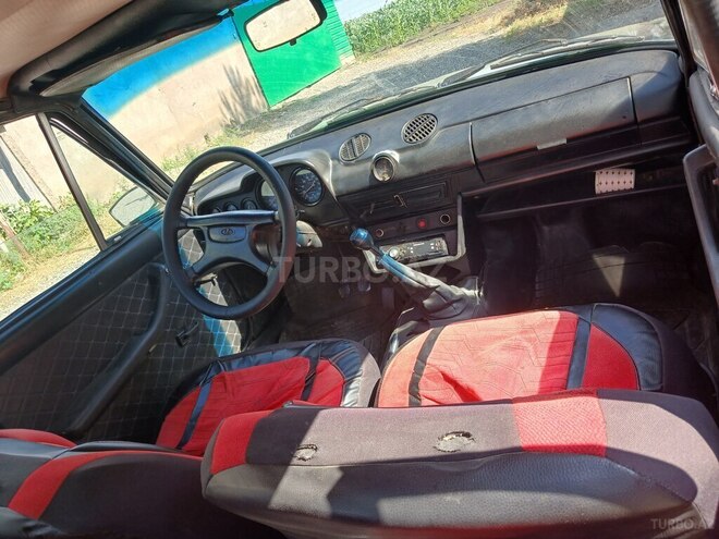 LADA (VAZ) 2106-5