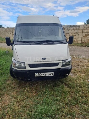 Ford Transit-1