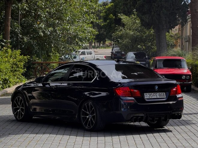 BMW 528-9