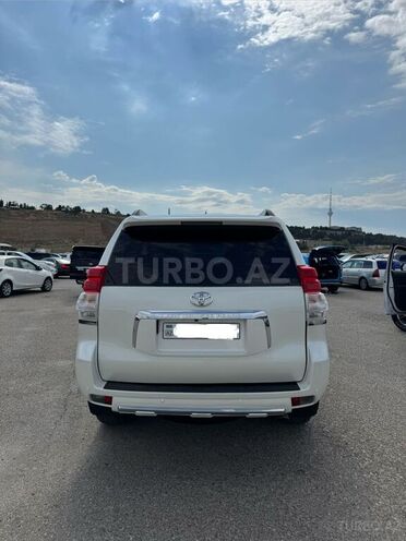 Toyota Land Cruiser Prado-7