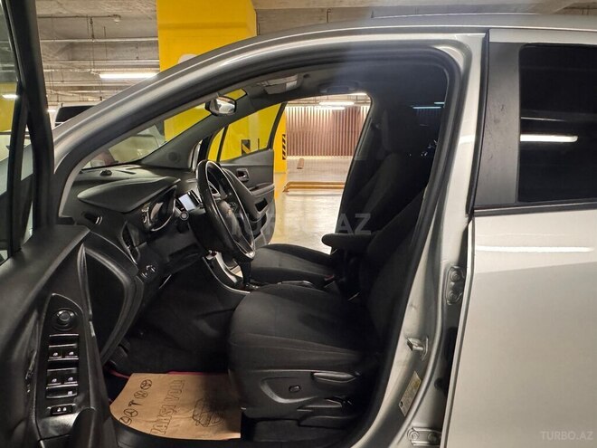 Chevrolet Trax-13